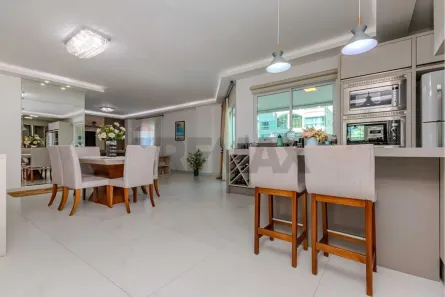 Apartamento com 3 Quartos à venda, 168m² no Meia Praia, Itapema