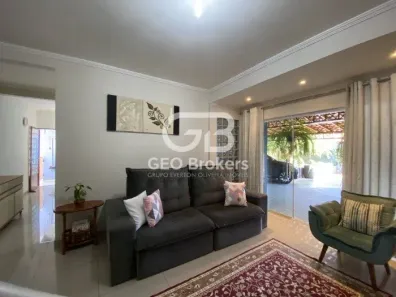 Sobrado com 3 Quartos à venda, 170m² no Cidade Salvador, Jacareí