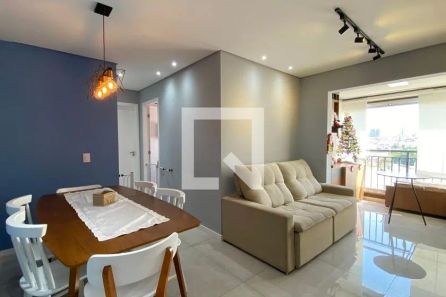 Apartamento com 2 Quartos à venda, 63m² no Jardim Tupanci, Barueri