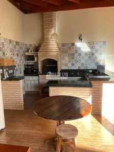 Casa com 3 Quartos à venda, 186m² no Parque São Geraldo, Uberaba