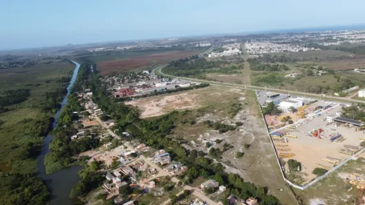 à venda, 64000m² no Ajuda de Baixo, Macaé