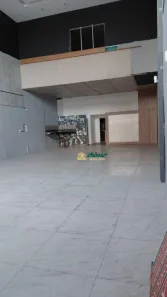 Ponto Comercial para alugar, 250m² no Vila Galvão, Guarulhos