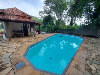 Casa de Condomínio com 4 Quartos à venda, 317m² no Engenho do Mato, Niterói