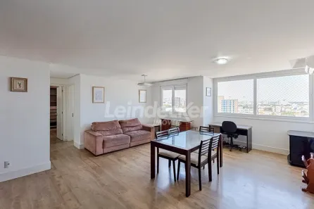Apartamento com 2 Quartos para alugar, 72m² no São João, Porto Alegre