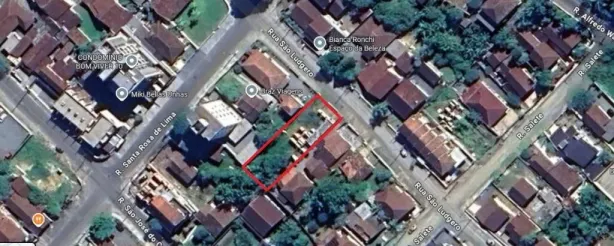 Lote/Terreno à venda, 675m² no Petrópolis, Joinville