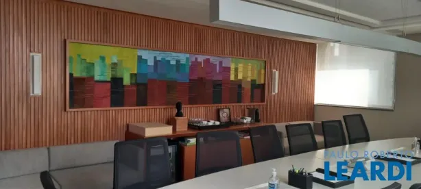 Sala Comercial para alugar, 202m² no Bela Vista, São Paulo