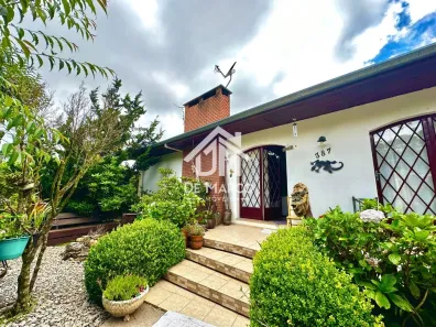 Casa com 4 Quartos à venda, 248m² no Vila Nova, Campos do Jordão