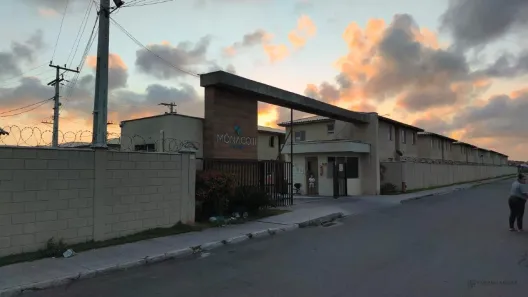 Casa de Condomínio com 2 Quartos à venda, 50m² no Jardim Esperança, Cabo Frio