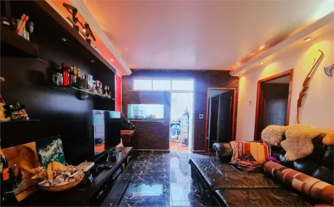 Casa com 3 Quartos para alugar, 274m² no Jardim Colombo, São Paulo