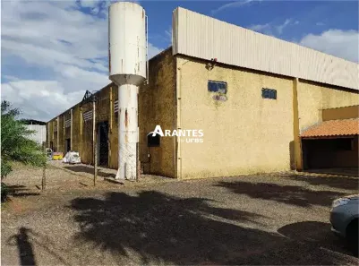 Galpão/Depósito/Armazém à venda, 1200m² no Nossa Senhora das Graças, Uberlândia