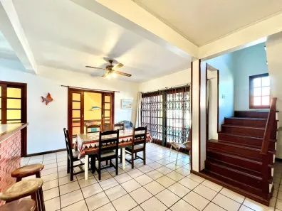 Casa com 6 Quartos à venda, 200m² no Cachoeira do Bom Jesus, Florianópolis