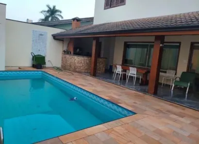 Casa com 4 Quartos para venda ou aluguel, 326m² no Parque Hongaro, Sumaré