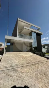 Casa de Condomínio com 3 Quartos para venda ou aluguel, 257m² no , Balsas