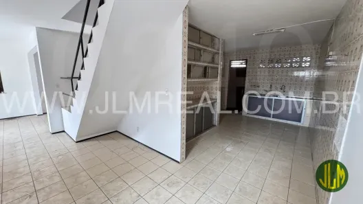 Casa com 3 Quartos à venda, 250m² no Monte Castelo, Fortaleza