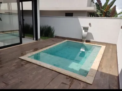 Casa de Condomínio com 4 Quartos à venda, 240m² no Residencial Goiânia Golfe Clube, Goiânia