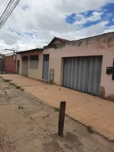 Casa com 3 Quartos à venda, 500m² no Goiá, Goiânia