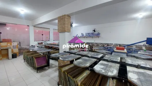 Ponto Comercial para alugar, 330m² no Bosque dos Eucaliptos, São José dos Campos