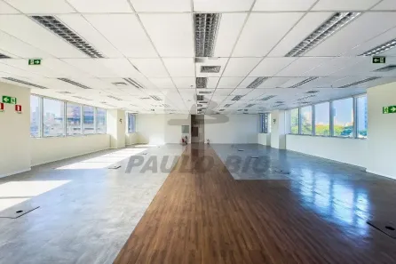 Ponto Comercial à venda, 457m² no Vila Cordeiro, São Paulo