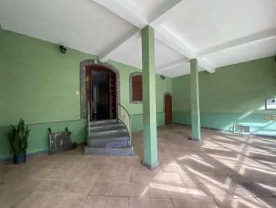 Casa com 6 Quartos à venda, 212m² no Jardim Califórnia, Contagem