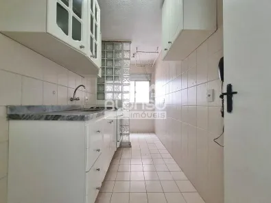 Apartamento com 2 Quartos à venda, 47m² no Jardim Ester Yolanda, São Paulo