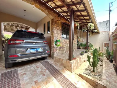 Casa com 4 Quartos à venda, 180m² no JK, Contagem