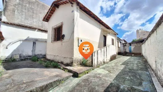 Casa com 2 Quartos à venda, 208m² no Santa Tereza, Belo Horizonte