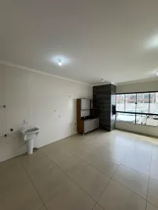 Apartamento com 2 Quartos para alugar, 78m² no Areias, Camboriú