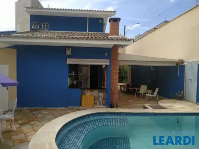 Sobrado com 3 Quartos à venda, 250m² no Parque Vivaldi Leite Ribeiro, Poços de Caldas