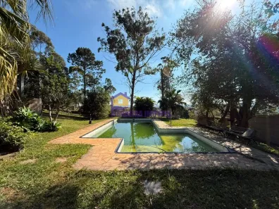 Fazenda/Sítio com 3 Quartos à venda, 1380m² no Curral, Ibiúna