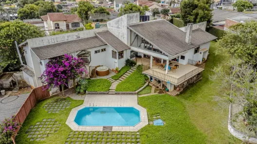 Casa com 4 Quartos à venda, 400m² no São Braz, Curitiba