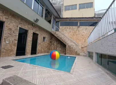 Casa com 3 Quartos para alugar, 248m² no Jardim São José (Zona Norte), São Paulo