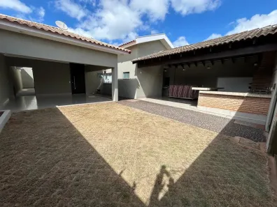 Casa com 3 Quartos à venda, 260m² no Loteamento Gameleira, Rio Verde