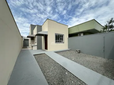 Casa com 2 Quartos para alugar, 80m² no Itacolomi, Balneário Piçarras
