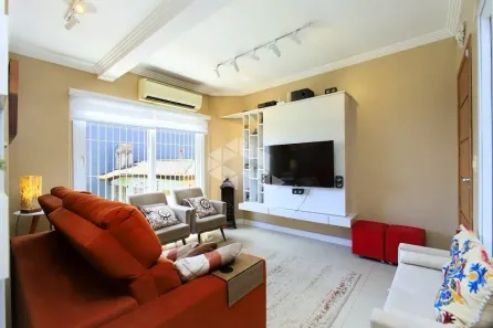 Casa com 3 Quartos à venda, 140m² no Tristeza, Porto Alegre