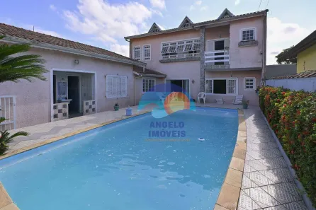 Casa com 3 Quartos para alugar, 200m² no , Peruíbe