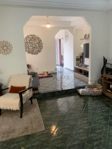 Sobrado com 4 Quartos à venda, 326m² no Jardim Terras de São João, Jacareí
