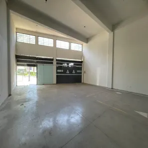 Galpão/Depósito/Armazém para alugar, 260m² no Parque Residencial Tuiuti, Maringá