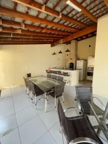 Casa com 4 Quartos à venda, 190m² no Jardim Holanda, Uberlândia