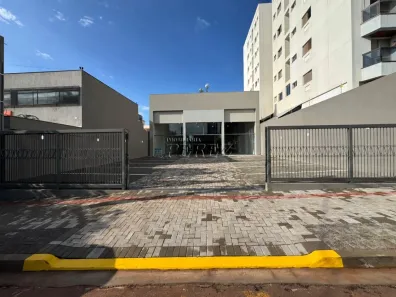 Galpão/Depósito/Armazém para alugar, 700m² no Vila Ipiranga, Londrina