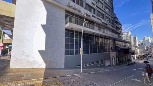 Sala Comercial para alugar, 212m² no Centro, Florianópolis