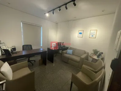 Sala Comercial para alugar, 14m² no Jardim das Acácias, São Paulo