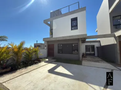 Casa com 2 Quartos à venda, 98m² no , Garopaba