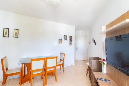 Apartamento com 3 Quartos para alugar, 80m² no Nonoai, Porto Alegre