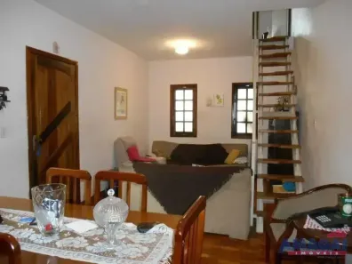 Sobrado com 5 Quartos à venda, 202m² no Jardim Paraíba, Jacareí