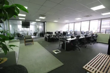 Sala Comercial para alugar, 250m² no Jardim Paulistano, São Paulo