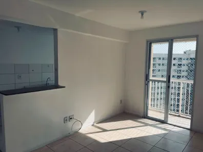 Apartamento com 2 Quartos para alugar, 50m² no Del Castilho, Rio de Janeiro