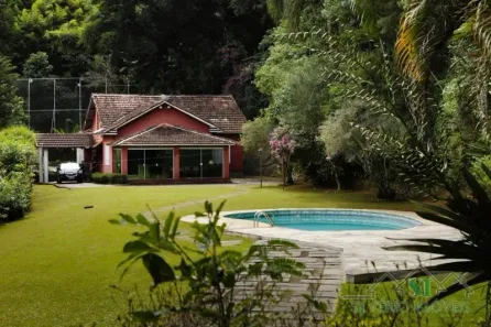 Casa com 5 Quartos à venda, 500m² no Corrêas, Petrópolis
