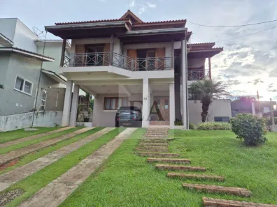 Casa de Condomínio com 3 Quartos à venda, 300m² no Centro, Bragança Paulista