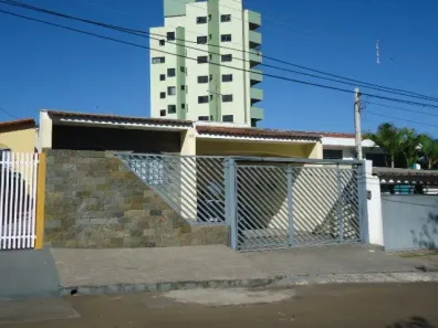 Casa com 3 Quartos à venda, 188m² no Parque Arnold Schimidt, São Carlos