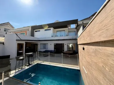 Casa de Condomínio com 3 Quartos para alugar, 300m² no Recreio dos Bandeirantes, Rio de Janeiro